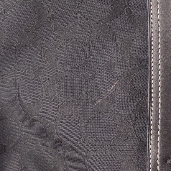 Coach - Picture 7 of 7